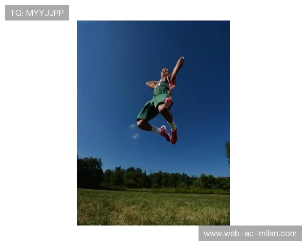 字母哥把身体优势用到极致